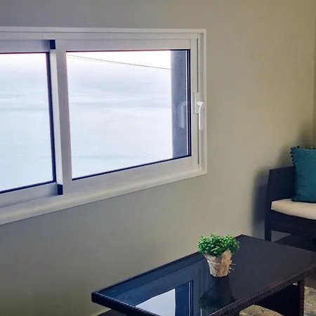Betty's House, Ocean And Hillside View *