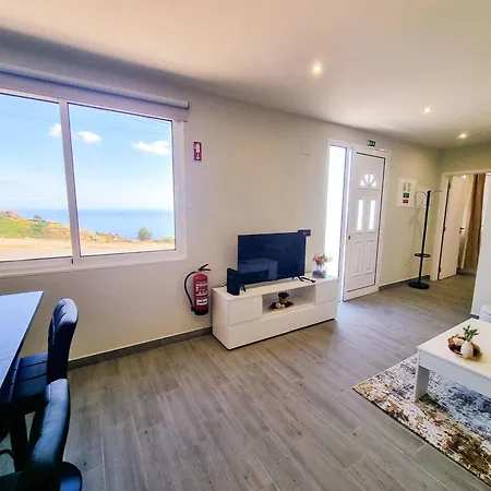 Betty's House, Ocean And Hillside View
